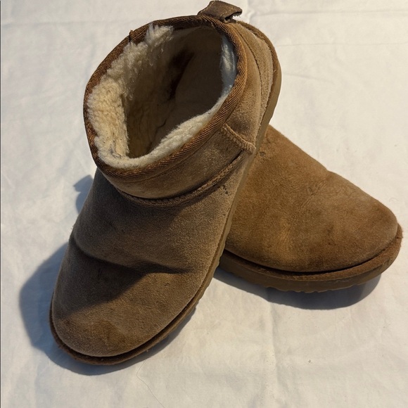 UGG Chestnut Suede Ankle Boots - Picture 7 of 14